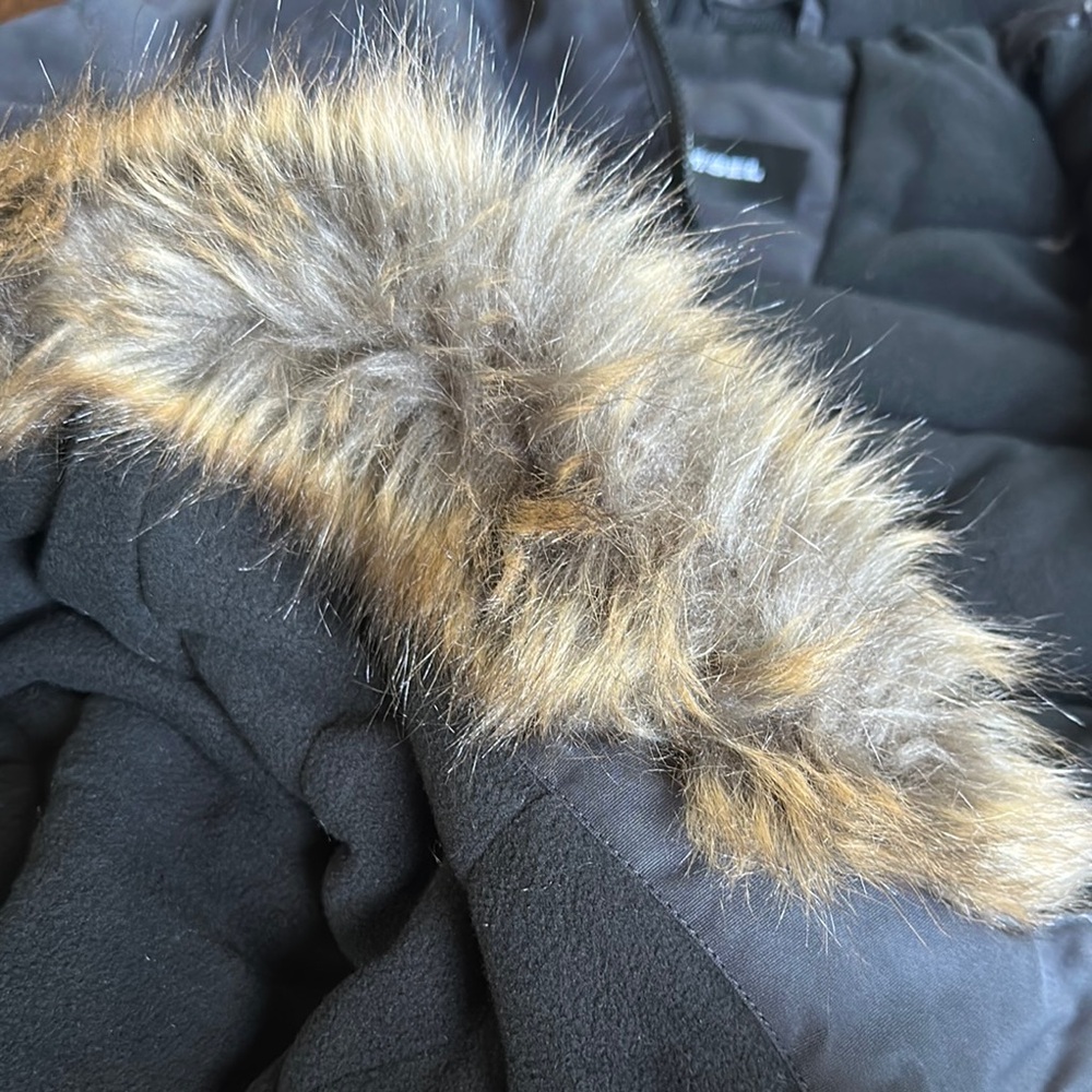 Diesel Gray Puffer Coat with Faux Fur Trim - Picture 9 of 9